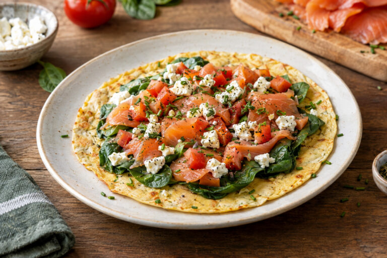 Eiwrap met zalm.